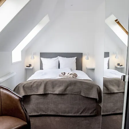 Godstedlund 3*